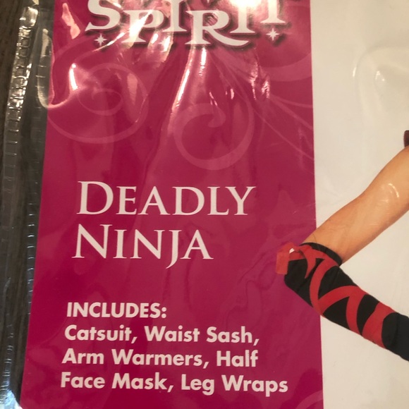 NWT Spirit Halloween Deadly Ninja Costume - Picture 3 of 3